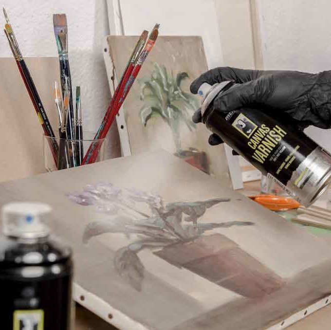 verniki-canvas-varnish-MTN-Pro-Art&Colour-1