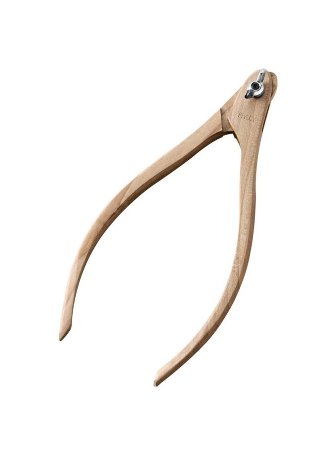 ksulinos-diavitis-wooden-compass-RGM-Art&Colour