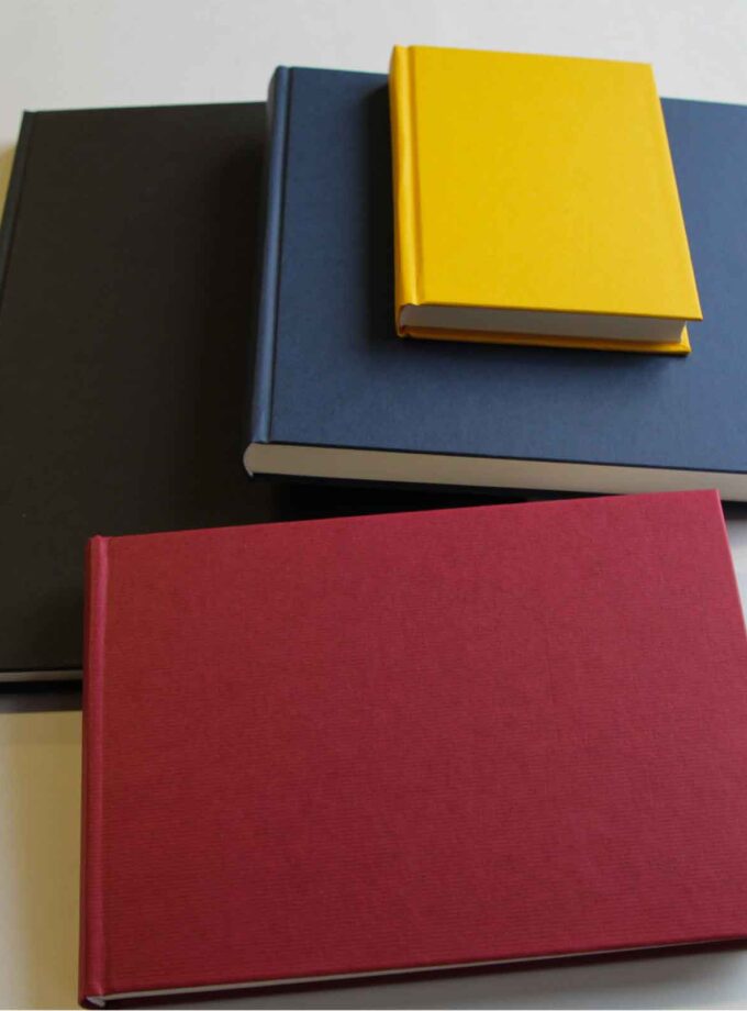 Σημειωματάρια Sketchbook K&P Σκληρό Εξώφυλλο. Υψηλής ποιότητας sketchbook για σχέδιο, σκίτσο, ζωγραφική και σημειώσεις. Χαρτί φυσικό λευκό 100gsm.