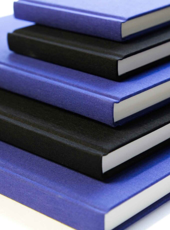 Simeiomataria-Mplok-Akouarelas-Sketchbook-Aquarelle-K&P-All-Detail1--Art&Colour