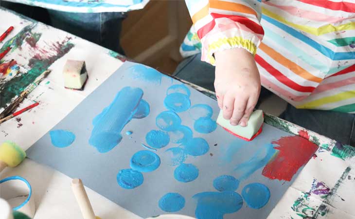 School-Art-Supplies-Paper-Category-Art&Colour